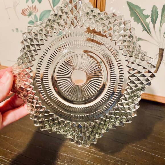 Vintage Indiana‎ Glass Smoke Diamond Point Wavy Design Candy Dish MCM 7" - Picture 7 of 8
